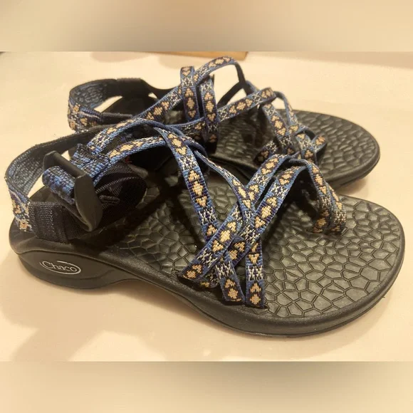 Chaco’s - Picture 1 of 3